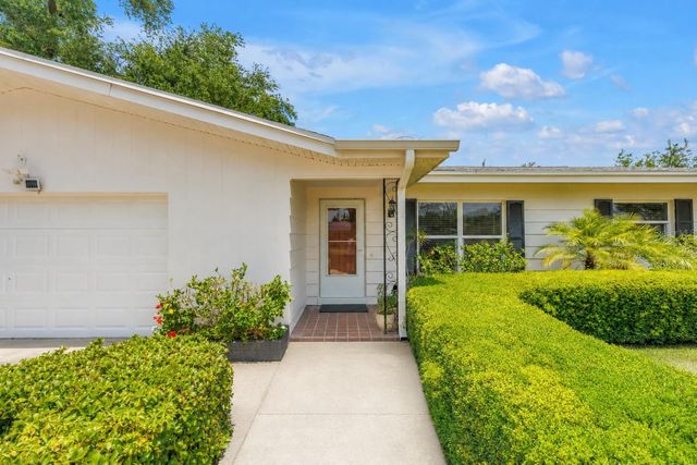 1550 IDLE DRIVE, Largo, FL 33756