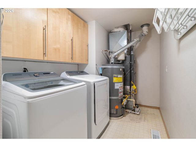 12354 Sw WINTER LAKE Dr, Tigard, OR 97223