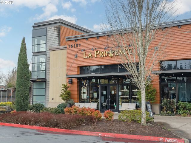 12354 Sw WINTER LAKE Dr, Tigard, OR 97223