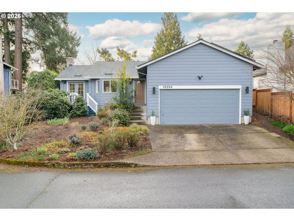 12354 Sw WINTER LAKE Dr, Tigard, OR 97223