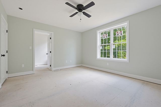 62 Noonan St 62, Mansfield, MA 02048