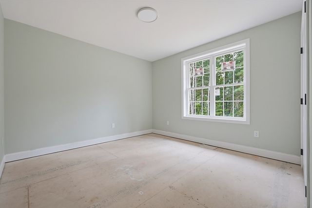 62 Noonan St 62, Mansfield, MA 02048