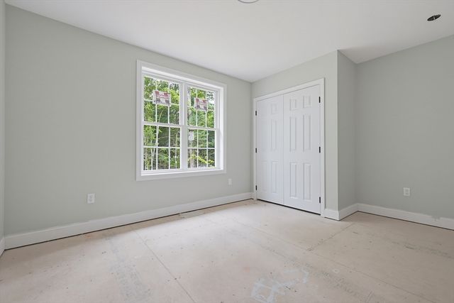 62 Noonan St 62, Mansfield, MA 02048