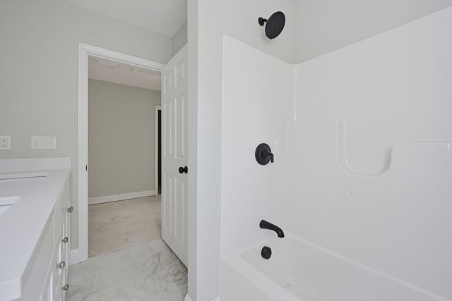 62 Noonan St 62, Mansfield, MA 02048