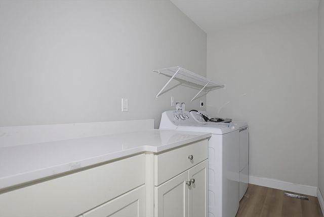 62 Noonan St 62, Mansfield, MA 02048