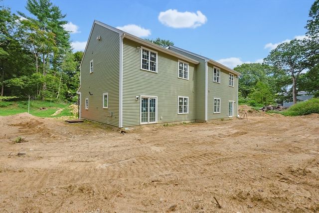 62 Noonan St 62, Mansfield, MA 02048
