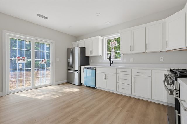62 Noonan St 62, Mansfield, MA 02048