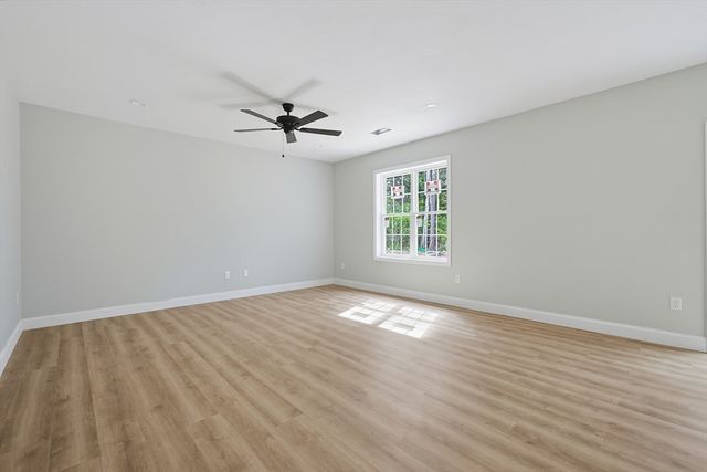 62 Noonan St 62, Mansfield, MA 02048