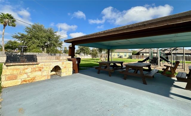 1708 Margaret Lane, Kingsville, TX 78363