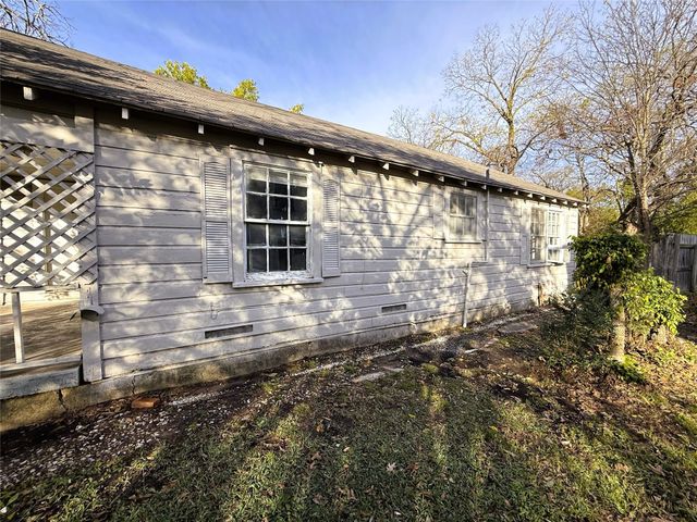 402 W 4th Street 1, Kaufman, TX 75142