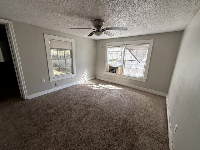 402 W 4th Street 1, Kaufman, TX 75142