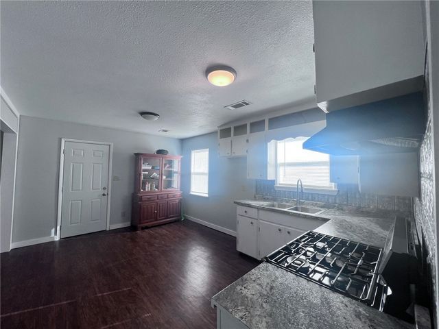 504 Spruce Street, Van Buren, AR 72956