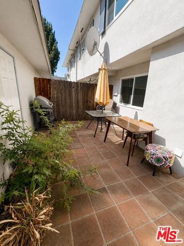10206 Oklahoma Avenue G, Chatsworth (los Angeles), CA 91311
