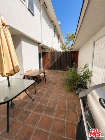 10206 Oklahoma Avenue G, Chatsworth (los Angeles), CA 91311