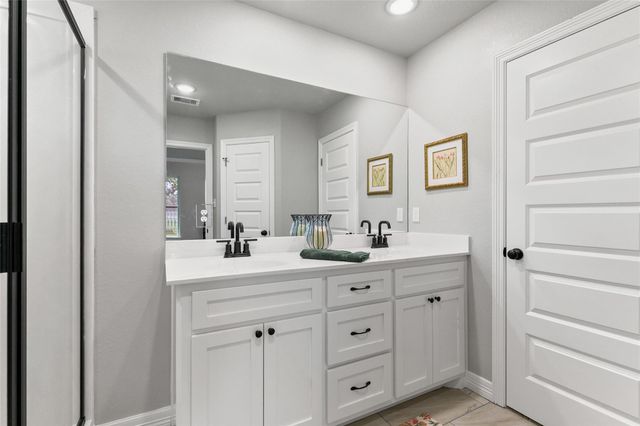 1432 Camellia Street, Sweeny, TX 77480