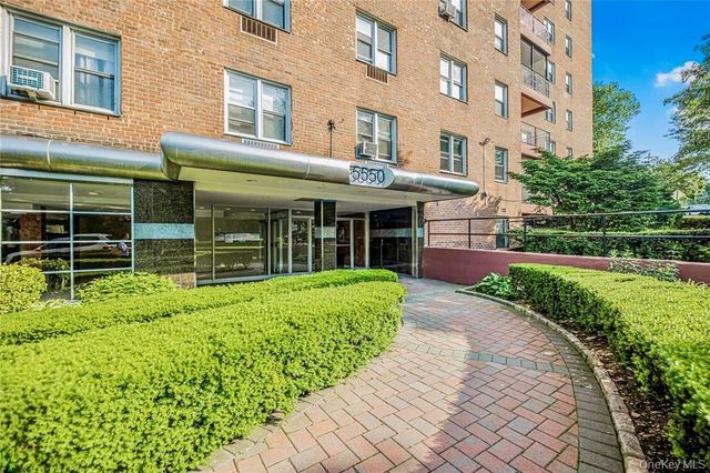 5550 FIELDSTON Road 1C on 2nd floor, Bronx, NY 10471