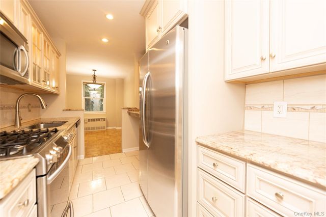 5550 FIELDSTON Road 1C on 2nd floor, Bronx, NY 10471