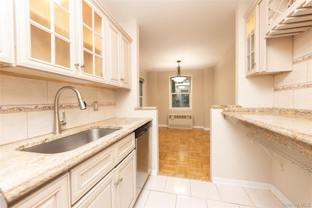 5550 FIELDSTON Road 1C on 2nd floor, Bronx, NY 10471