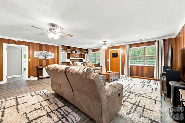 138 Circle Drive, Thomasville, NC 27360