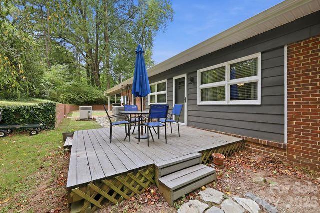 138 Circle Drive, Thomasville, NC 27360