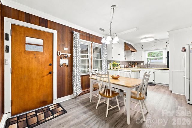 138 Circle Drive, Thomasville, NC 27360
