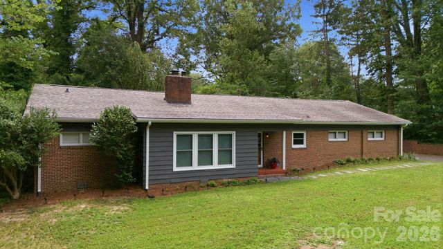 138 Circle Drive, Thomasville, NC 27360