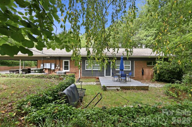 138 Circle Drive, Thomasville, NC 27360
