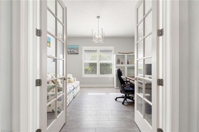 3298 Belon LN, Naples, FL 34114