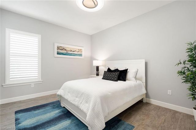 3298 Belon LN, Naples, FL 34114