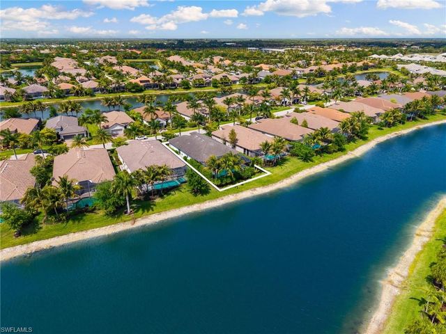 3298 Belon LN, Naples, FL 34114