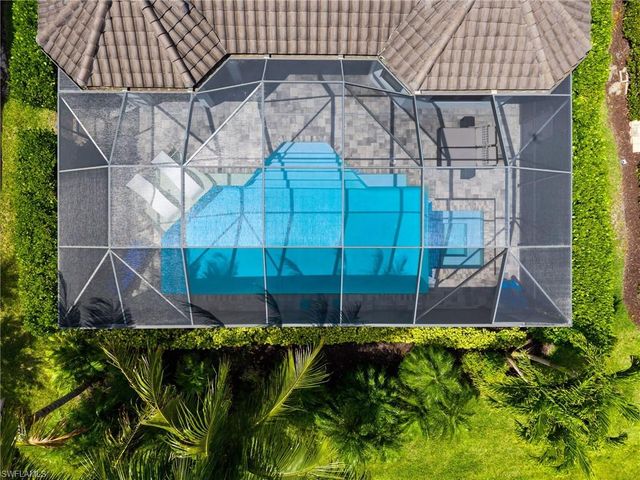 3298 Belon LN, Naples, FL 34114