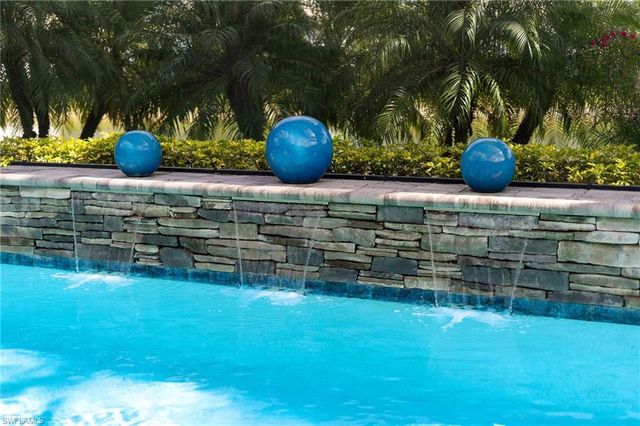 3298 Belon LN, Naples, FL 34114