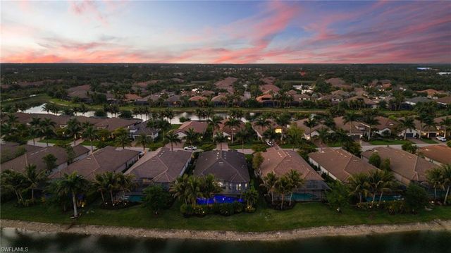 3298 Belon LN, Naples, FL 34114