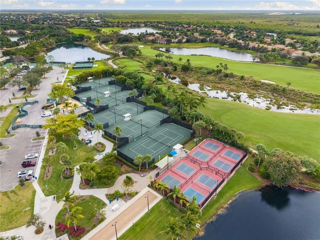 3298 Belon LN, Naples, FL 34114