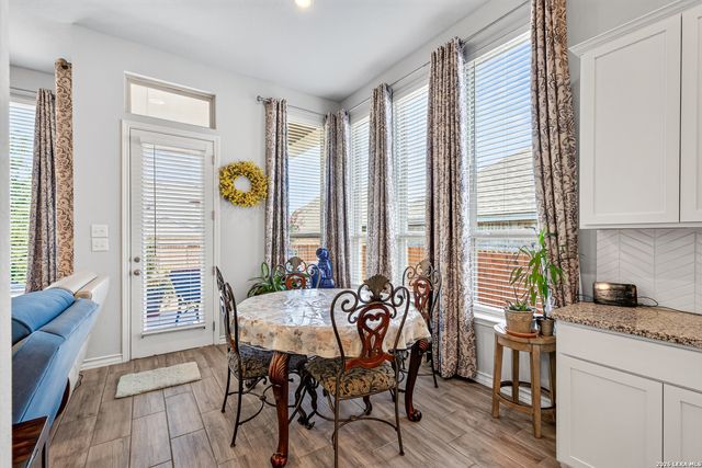 9831 Kremmen, Boerne, TX 78006