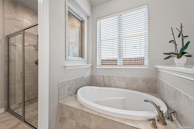 9831 Kremmen, Boerne, TX 78006