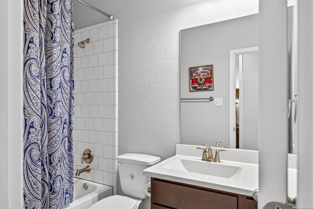 9831 Kremmen, Boerne, TX 78006