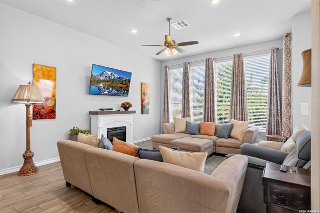 9831 Kremmen, Boerne, TX 78006