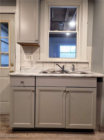 906 Harrison Avenue SW, Canton, OH 44706