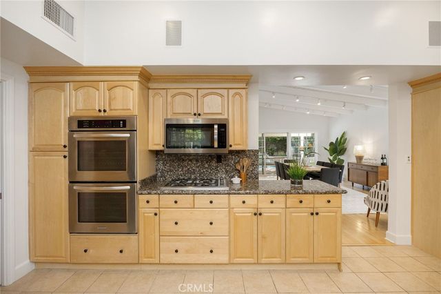 5901 Nita Avenue, Woodland Hills, CA 91367