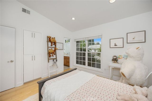 5901 Nita Avenue, Woodland Hills, CA 91367
