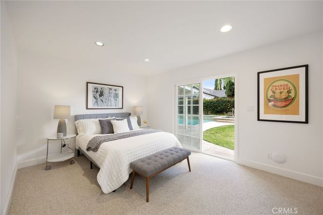 5901 Nita Avenue, Woodland Hills, CA 91367