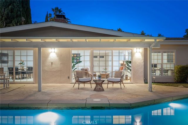 5901 Nita Avenue, Woodland Hills, CA 91367