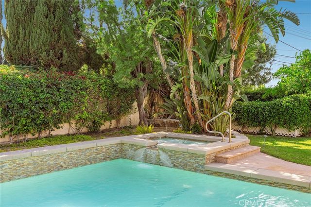 5901 Nita Avenue, Woodland Hills, CA 91367