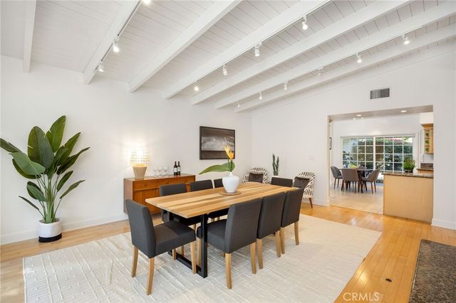 5901 Nita Avenue, Woodland Hills, CA 91367