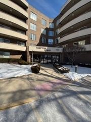 7201 N LINCOLN Avenue 311, Lincolnwood, IL 60712