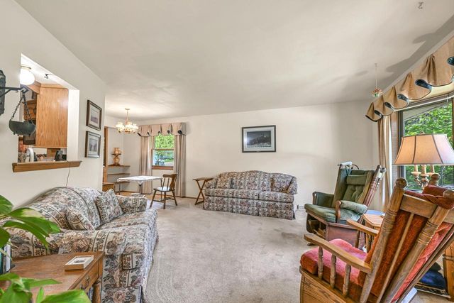 N69W29463 River Front DRIVE, Hartland, WI 53029