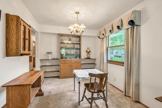 N69W29463 River Front DRIVE, Hartland, WI 53029