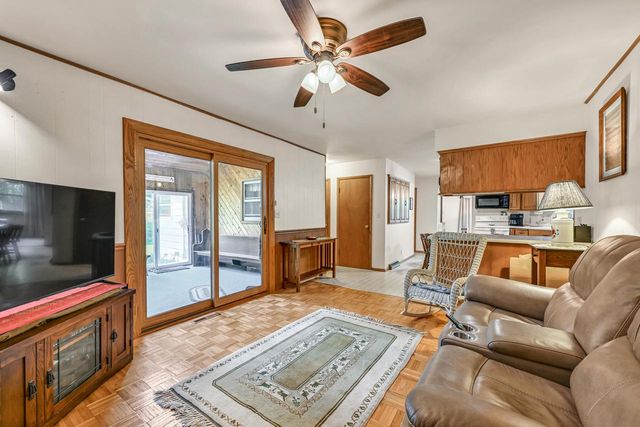N69W29463 River Front DRIVE, Hartland, WI 53029