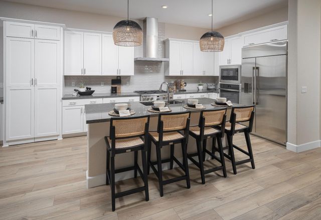 5073 Brooks Cir, Folsom, CA 95630